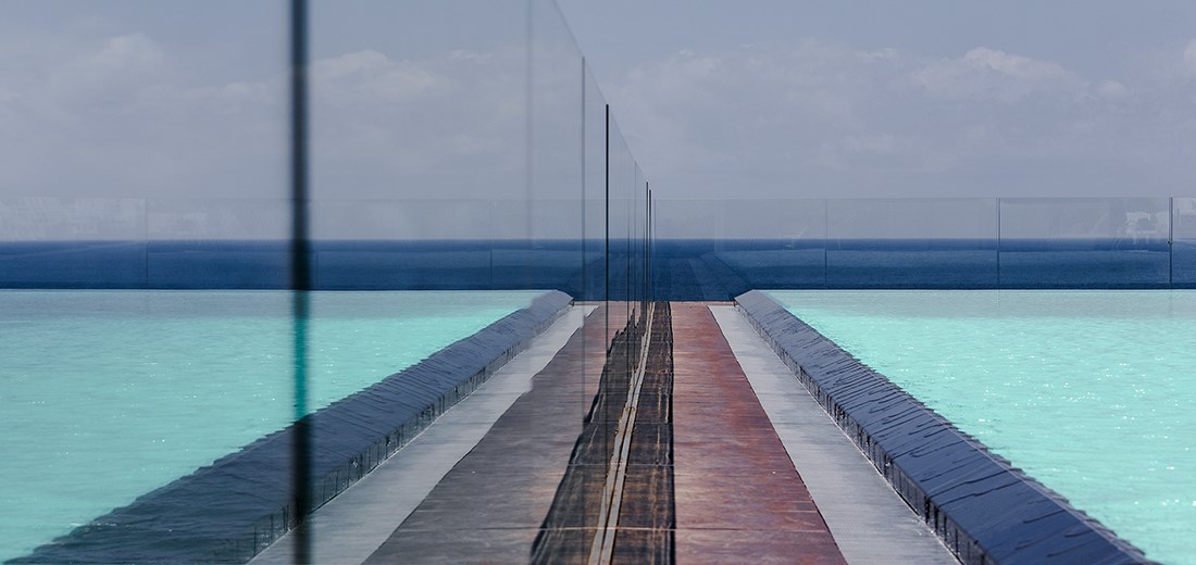 Piscine infinie 