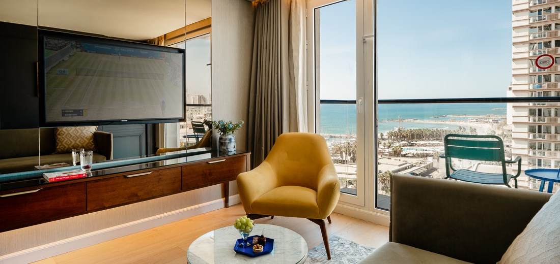 La suite Executive de l'hôtel Crowne Plaza Tel Avi