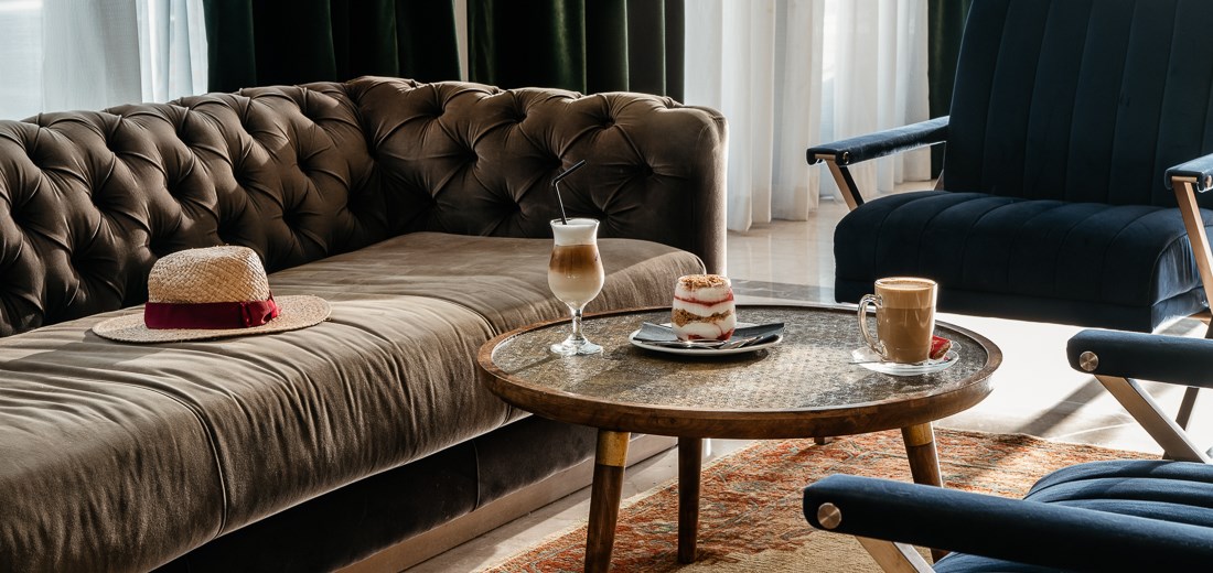 Le lobby de l'hôtel Crowne Plaza Tel Aviv